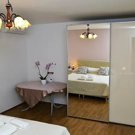 Apartamento Anamarija
