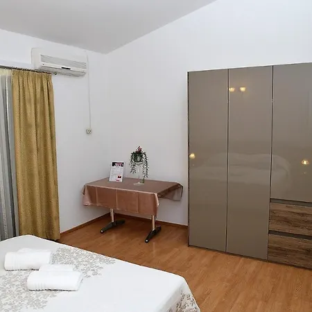 Apartamento Anamarija
