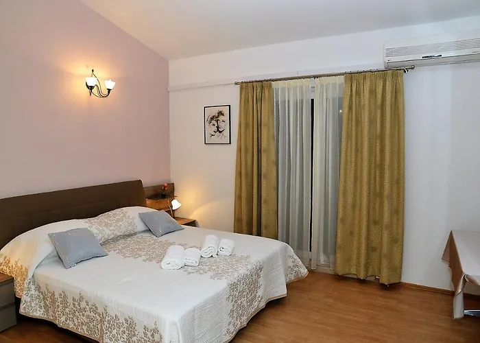 Anamarija * Makarska